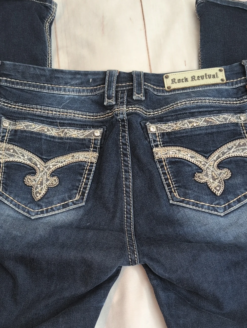 Rock Revival Tansy Jeans Women’s 34 Mid Rise Curvy Bootcut Dark Wash Bling